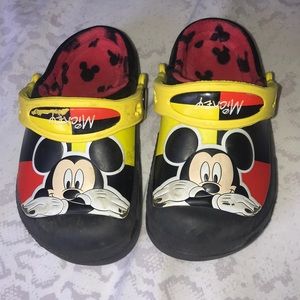 Mickey Crocs